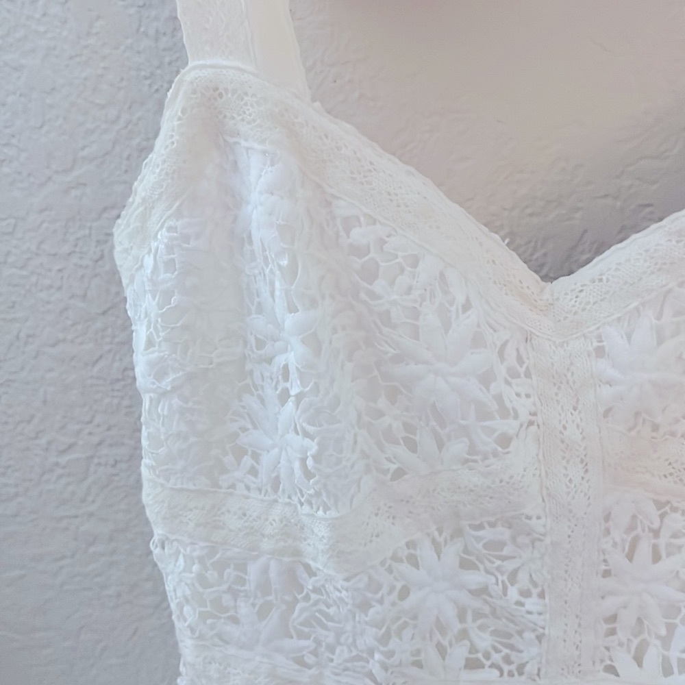 New ASTR The Brand white mini dress. Never worn. Perfect for bridal events! - Picture 3 of 4